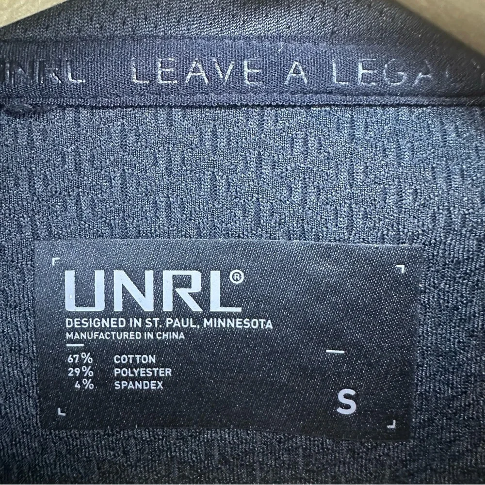 Unrl Women's Elevation Black Textured Pullover Hoodie